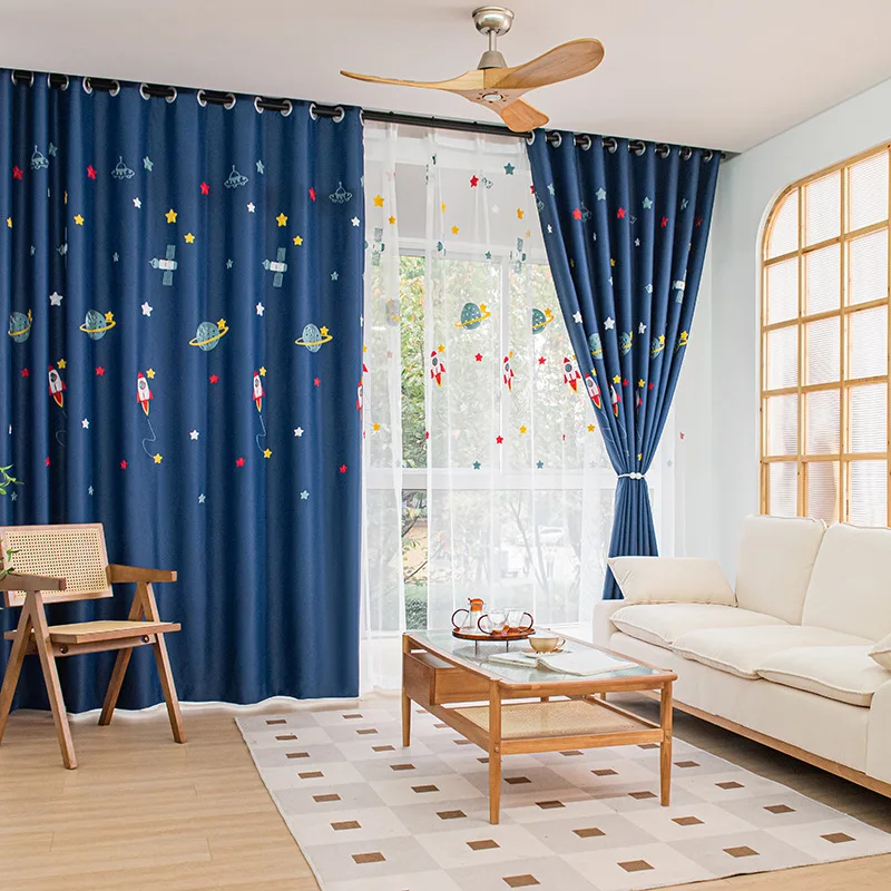 Navy Blue Cartoon Rocket Space - Blackout Curtain Nursery recension och pris